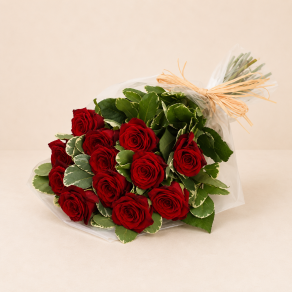 BUQUÊ  COM ROSAS NACIONAIS TRADIÇÃO  B100